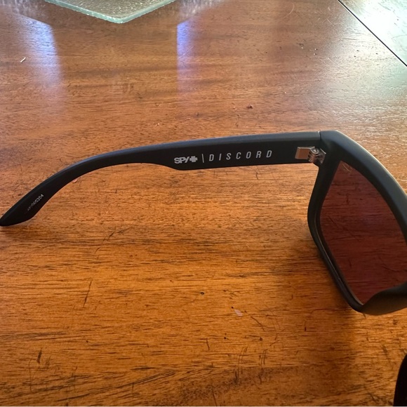 Spy Sunglasses - Picture 3 of 6
